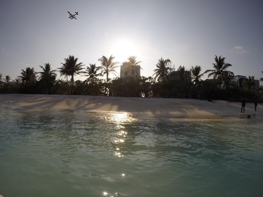 Airport Beach Hotel Hulhumalé Exterior foto